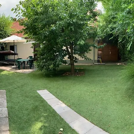 Appartamento Réka Apartmanház Velence